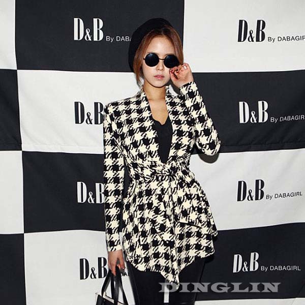 Ζακέτα σε μαύρο και άσπρο