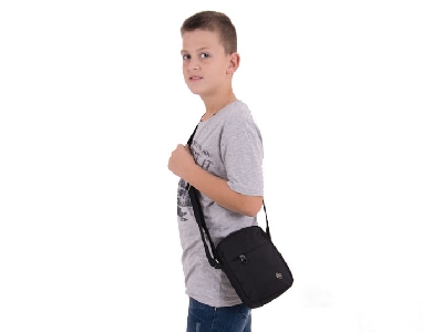Черни детски чанти // PULSE CLASSIC